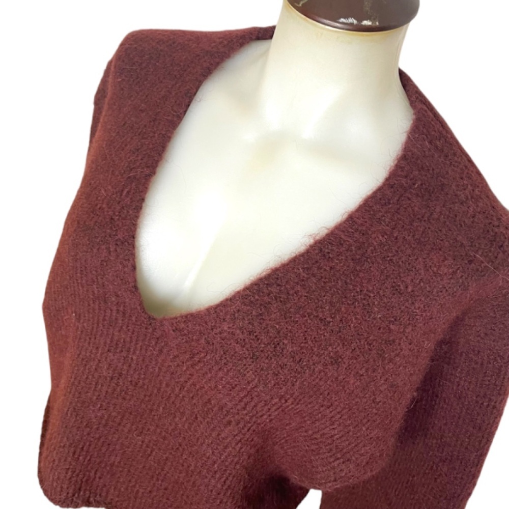 NWT Burgundy Boxy V Neck Sweater 🤍 - Picture 4 of 9
